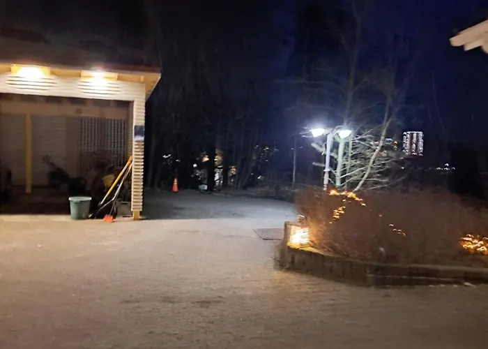 52m2 Near The And The *